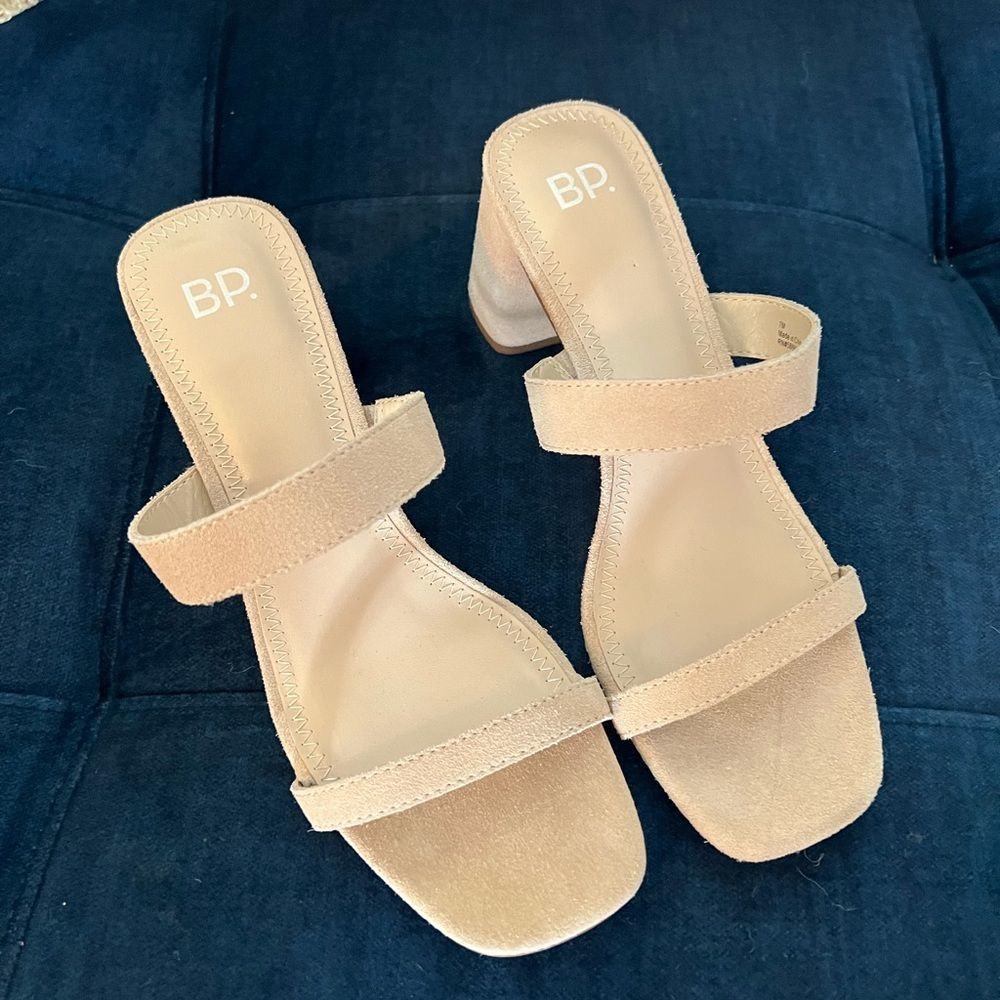 𝅺bp Emmie Lea Block Heel Open Toe Suede Slide Sandals Size 7